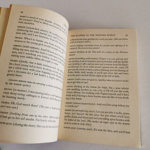 1941 Five Great Modern Irish Plays Book w/DJ Modern Library - Picture 7 of 9